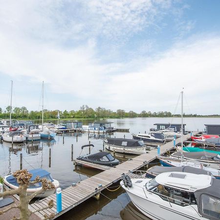 Meerzicht 24 - Luxury Family Accommodation With Beautiful Lake Side View Uitgeest Экстерьер фото