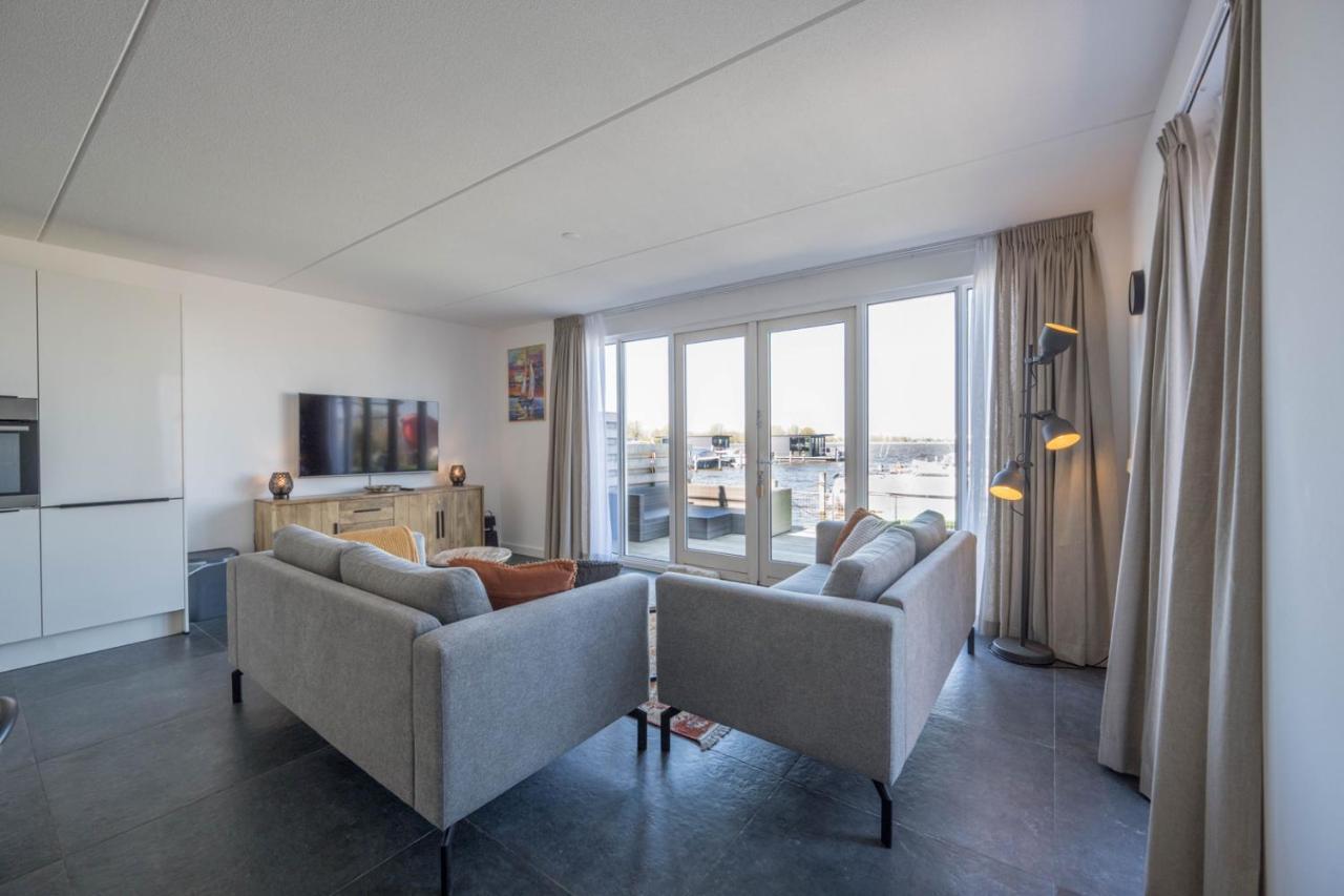 Meerzicht 24 - Luxury Family Accommodation With Beautiful Lake Side View Uitgeest Экстерьер фото