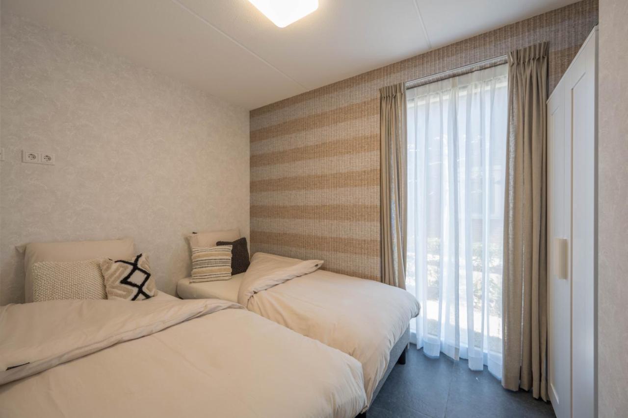 Meerzicht 24 - Luxury Family Accommodation With Beautiful Lake Side View Uitgeest Экстерьер фото